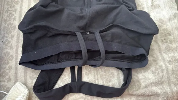 Lululemon Flowy Top - Image 3