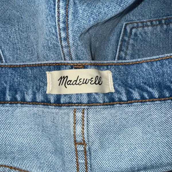 Madewell Relaxed Denim Shorts Women‎ 30 Light Blue Good Distressed Raw Hem - Image 4