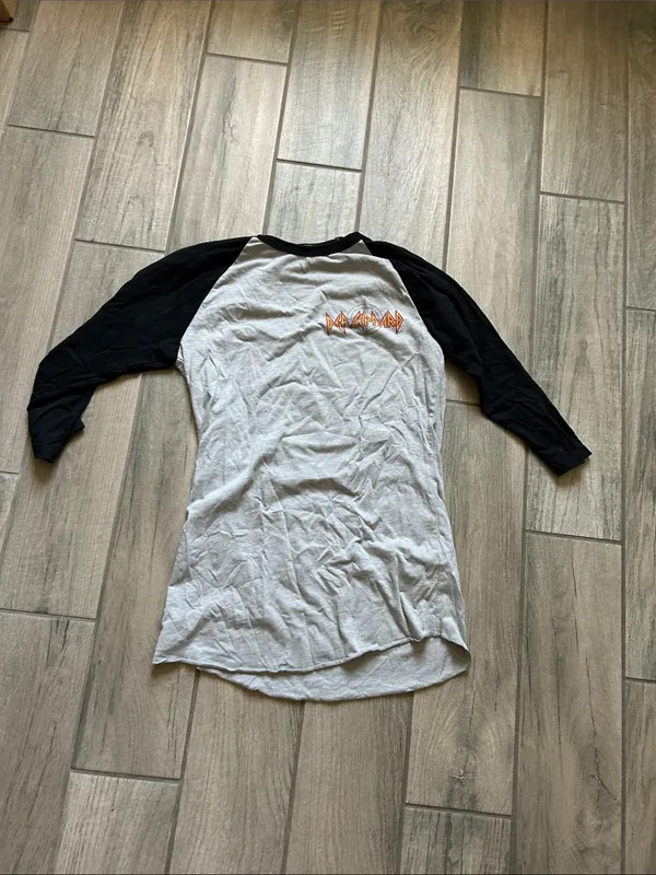 Def Leppard-Inspired Black & Gray Raglan Long Sleeve Tee - Image 2