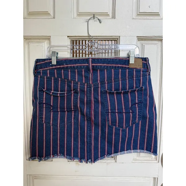 American Eagle Hi‎ Rise Mini Denim Skirt Red Blue Stripes Raw Hem Size 14 - Image 2