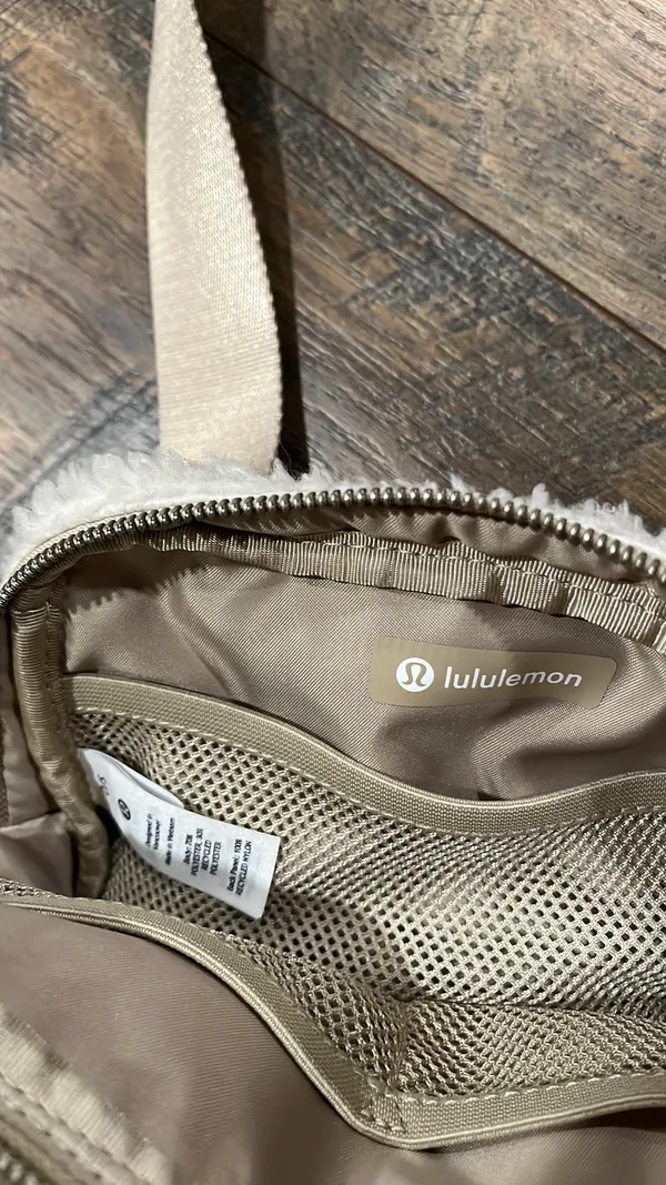 Lululemon Belt Bag - Image 3