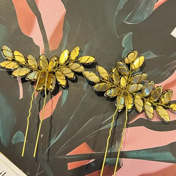 Jeweled Wedding hair Pins - Image 5