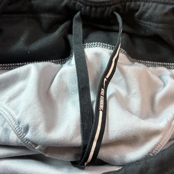 Nike Dri-FIT Women Black White Geometric Optical Illusion Running Shorts‎ Medium - Image 3