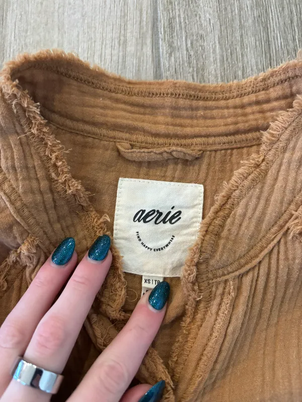 Aerie Button Up Top - Image 2