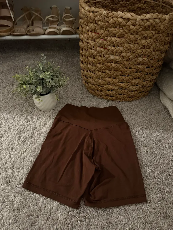 Aerie crossover biker shorts - Image 2