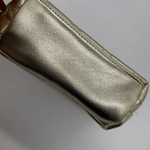Betsey Johnson Gold‎ Quilted Heart Wristlet - Image 5
