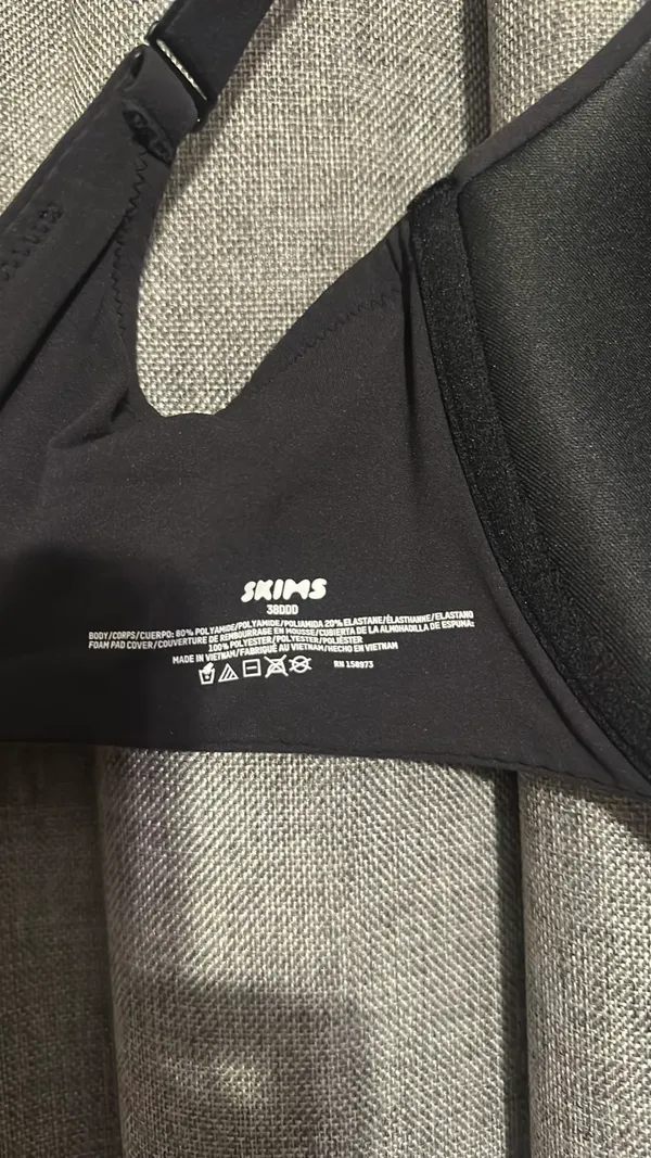 SKIMS Bra - Image 2