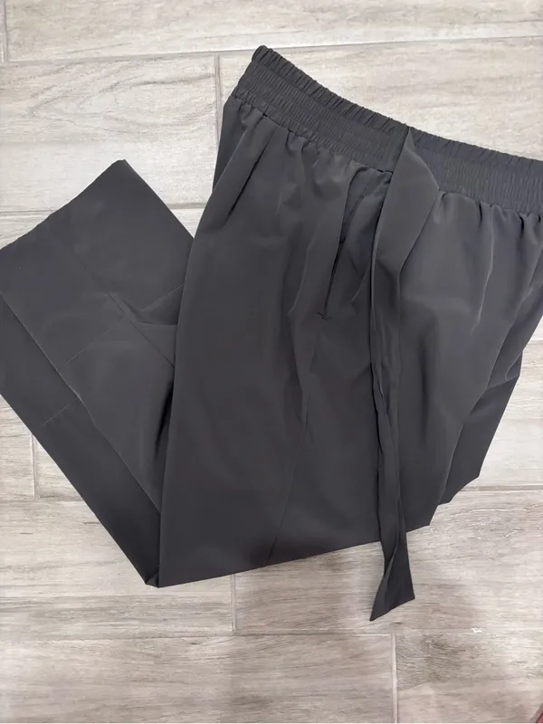 Tahari Dark Gray wide leg pants size Petite Medium - Image 5