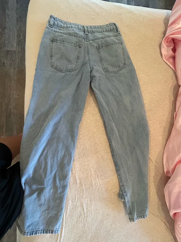 Edikted Jeans Low-Rise - Image 3