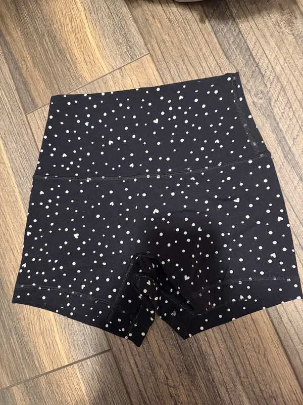 lululemon align shorts size 4 - Image 4