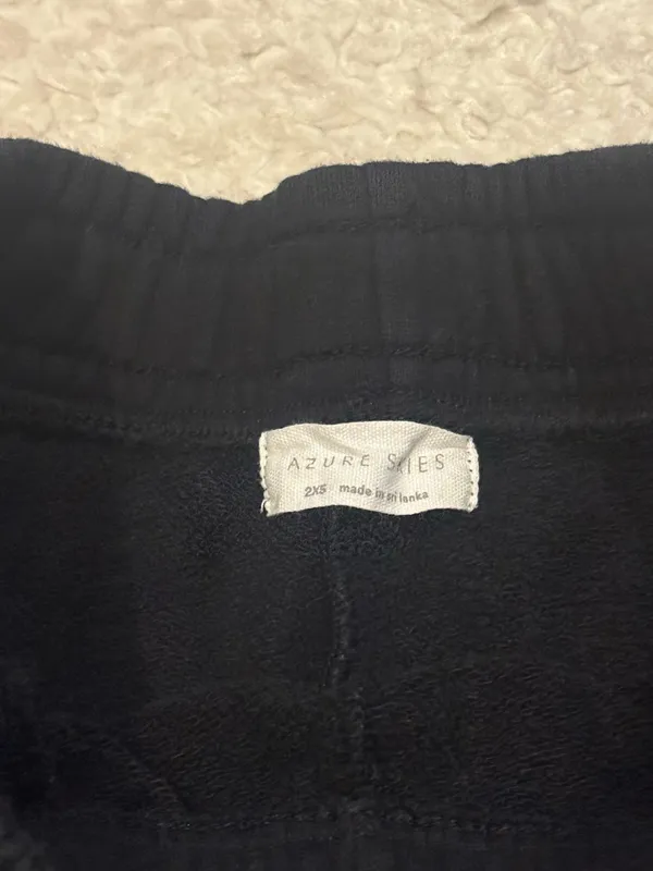 Aritzia - Image 3