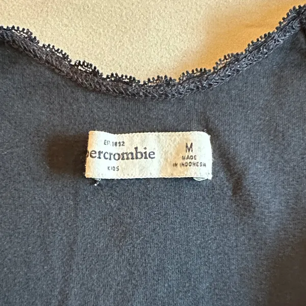 Abercrombie & Fitch Black Tank Top with Lace Straps - Image 5