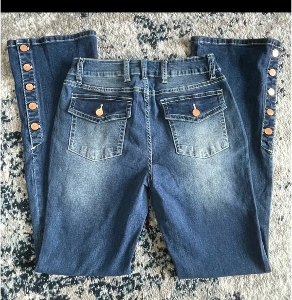Flamingo Jeans - Image 3