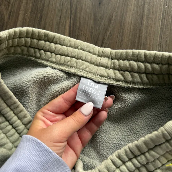 Aritzia TNA Shorts  - Image 2