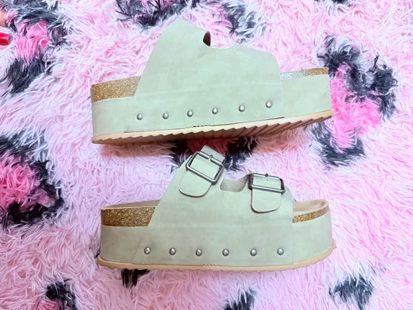 UGG platform sandals - Image 2