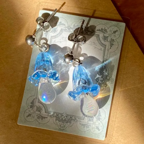 quality Czech glass beads & German acrylic flower beads cute fairy cottage style dangle earrings💐🩵 - Image 4