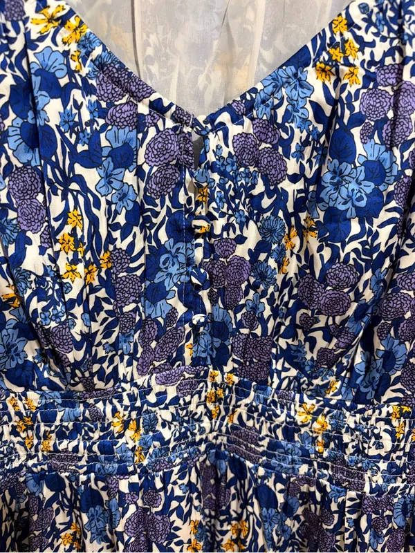 J. Crew V-neck Midi Dress in Fête Floral Print Blue Satin Long Sleeves Medium - Image 8