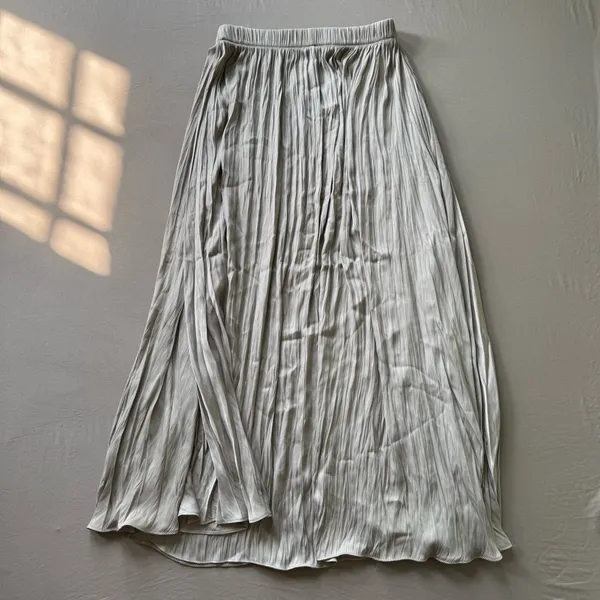 Zara Pleated Midi Skirt - Image 6
