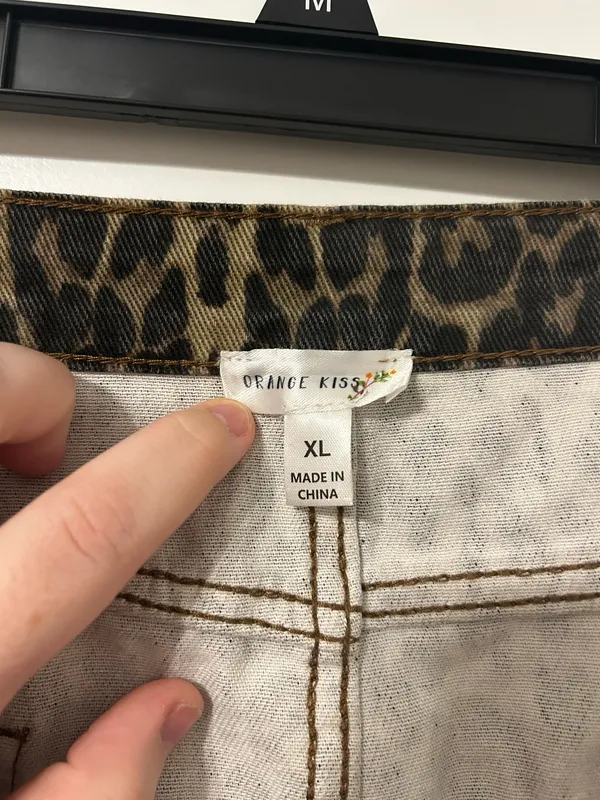 Cheetah/Leopard print denim skirt - Image 3