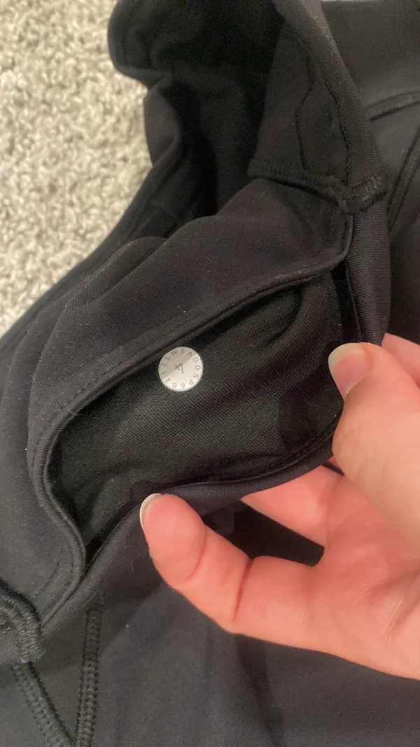Lululemon 23” Leggings - Image 4