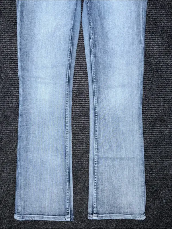 Buckle Black Fit 53 Tailored Bootcut Stretch Jean 26x32 Light Wash BBW2041R EUC - Image 6