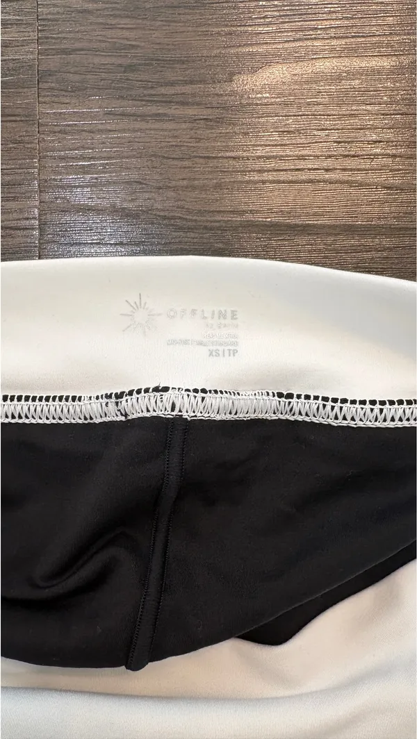 Aerie black/white athletic skirt - Image 3