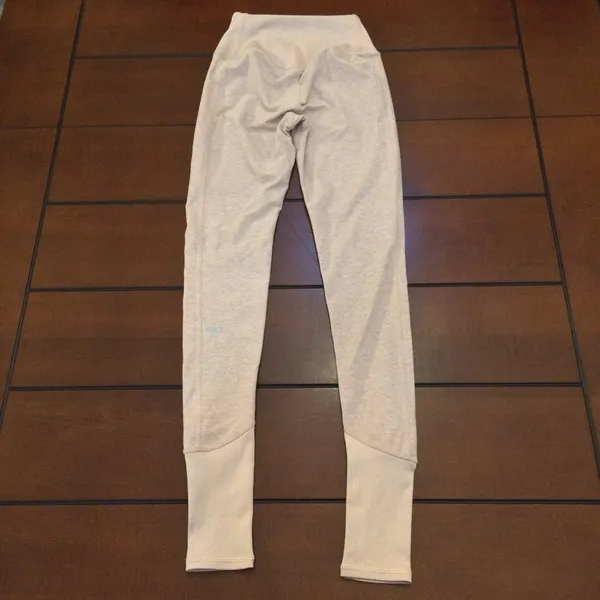 Alo high waisted leggings blush color xxs - Image 8