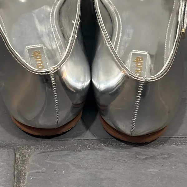 Larroude Blair Silver Metallic Patent Mary Jane Flat - size 7 - Image 5