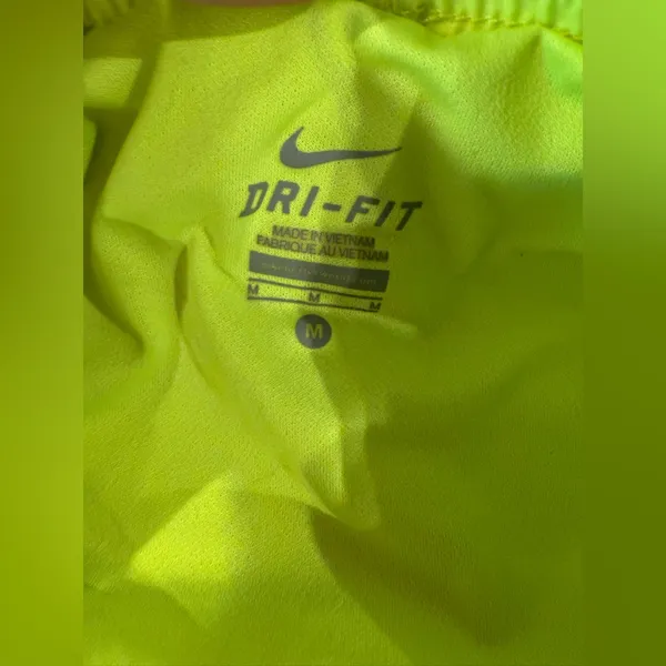 Nike Women's Neon Yellow Athletic Shorts‎ Size Small - Image 5