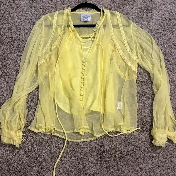 Area Stars Sheer lace long sleeve blouse - Image 3