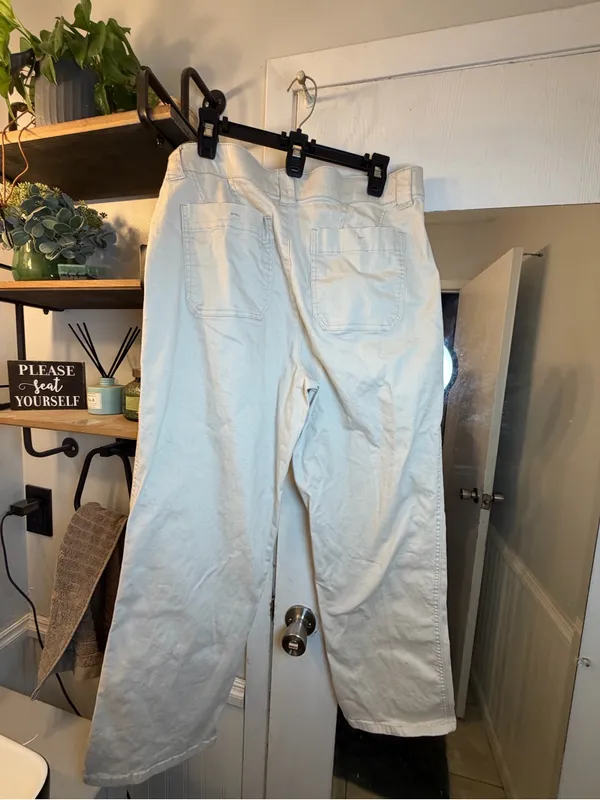 Democracy Cream Wide-Leg Cargo Pants - Image 4
