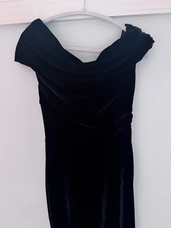 REVOLVE Maxi Dress - Image 4