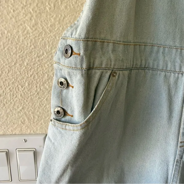 POL Light Wash Denim Short Overalls with Rose Embroidery - Image 8
