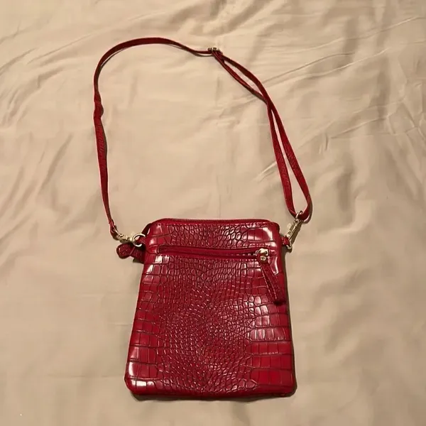 Unbranded perfect little crossbody bag w/lots of packets & cute croc design EUC - Image 2