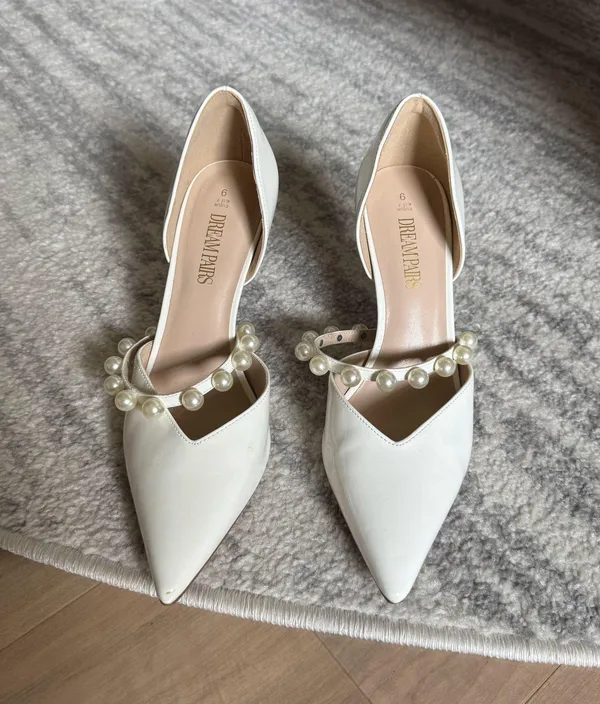 Heels Size 9 - Image 2