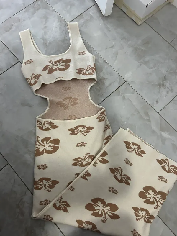 Floral Open Back Dress Tan - Image 3