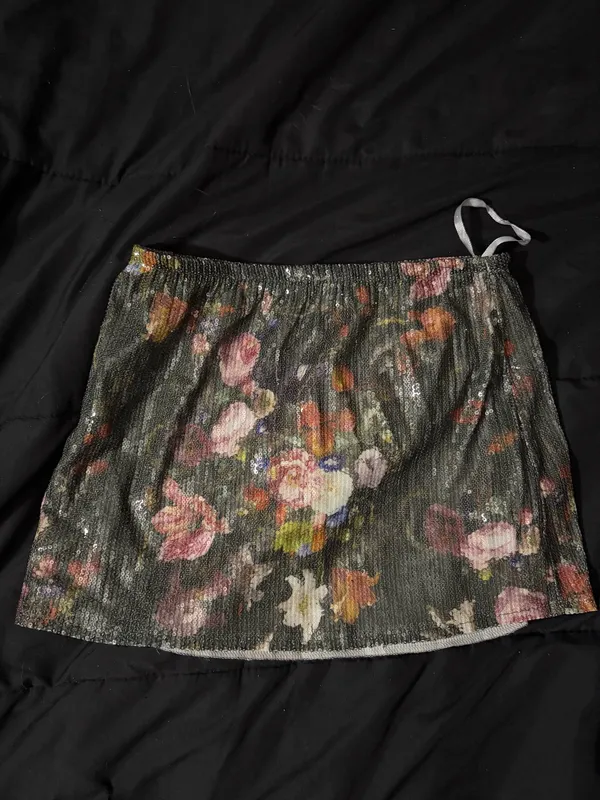 Motel Nidya Mini Skirt In Sequin Vintage Flower - Image 2