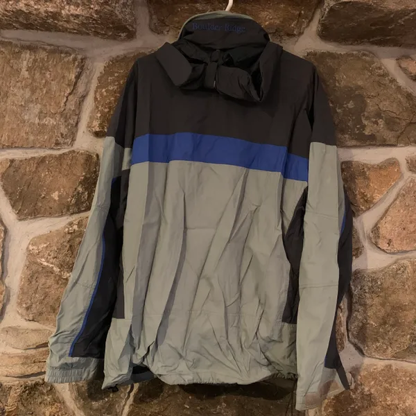 Grey/Blue Thick Zip Up Windbreaker Material Boulder Ridge Jacket - Image 4