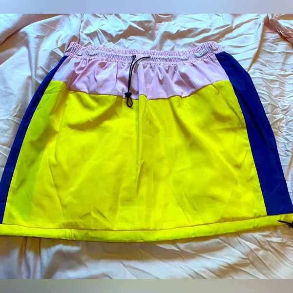 Large Lightweight Windbreaker Skirt Only Yellow - Image 2