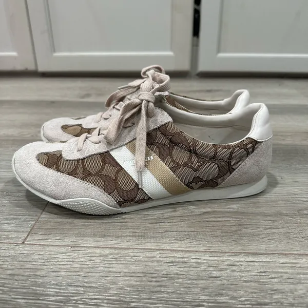 Coach Kelson Outline Signature Sneaker Size 7.5 - Image 4