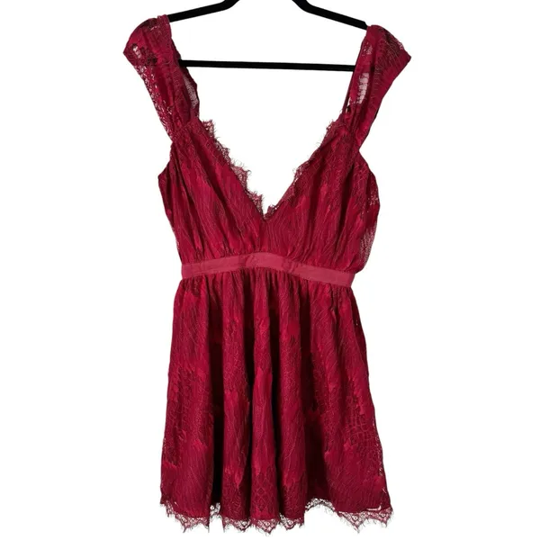 TOBI Burgundy Red Lace Sexy V Neck Mini Dress Size Small - Image 3