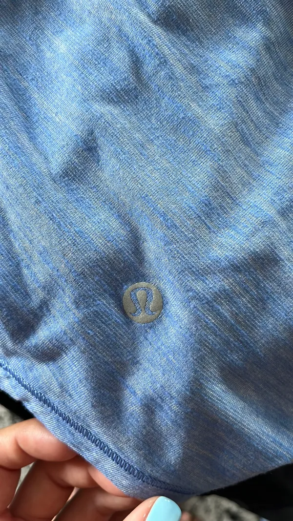 Lululemon t shirt - Image 3
