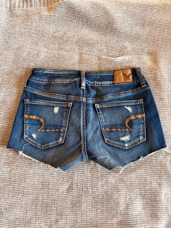 NWOT Dark Blue Distressed Denim Shorts - Sz 0 - Image 2
