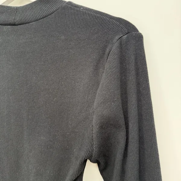 Abercrombie & Fitch Black Long Sleeve Mock Neck Tee - Image 12
