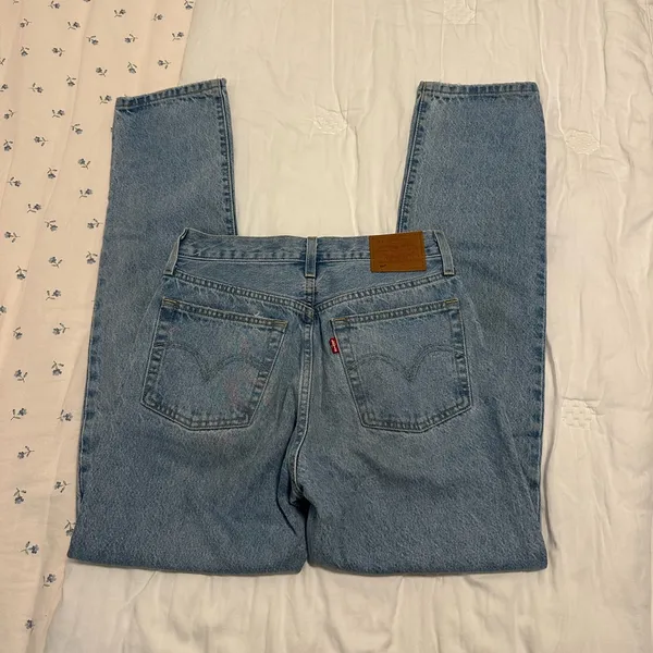 Levi’s 501 Blue Jeans Size 26 - Image 2