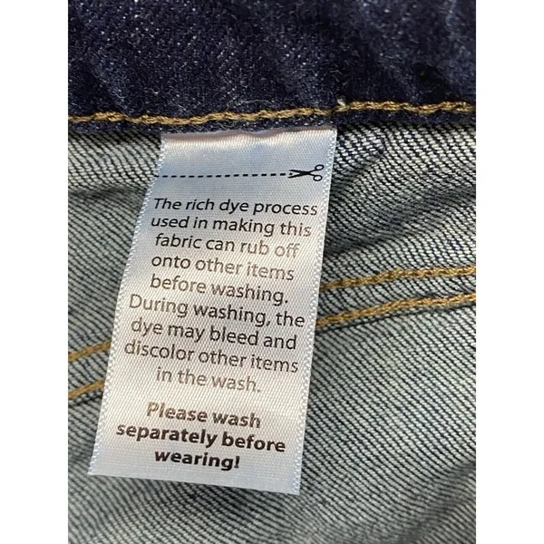 Time and Tru‎ High Rise straight leg crop Jeans Women's sz 10 shark bite Hem - Image 9