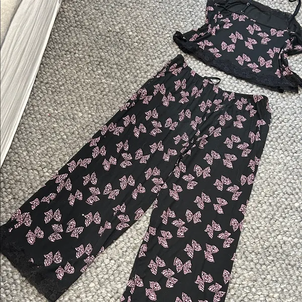 Victoria's Secret Heavenly by Black Pink Butterfly Two Piece Pajama Sleep Set - Image 11