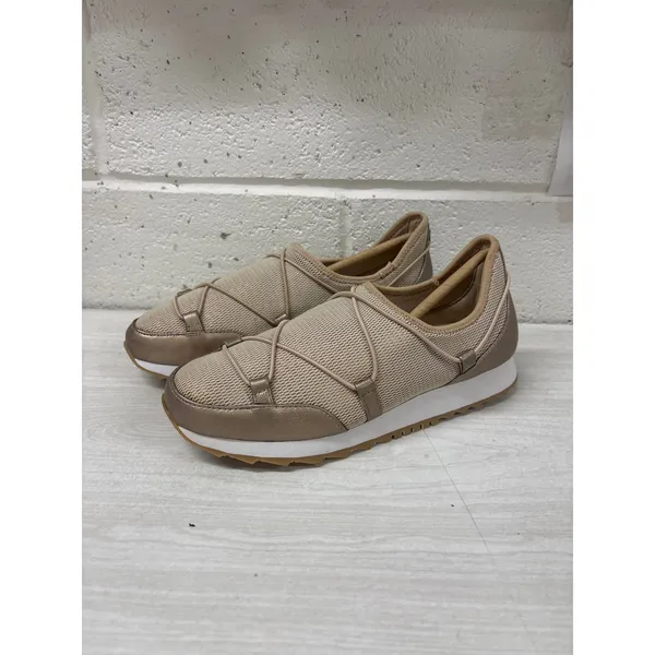 NIB Aerosoles 5.5 Flashy Gold Mesh Mesh Memory Foam Pull On Athleisure Sneakers - Image 3