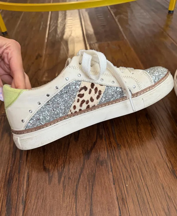 Crown vintage cheetah sparkle shoes Silver Size 8.5 - Image 4