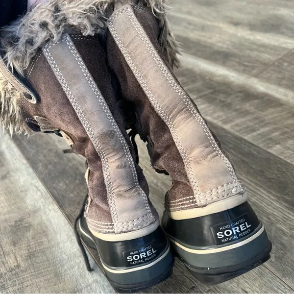 Sorel Joan of Arctic Boots Women's Size 6 Winter Snow Insulated Waterproof Fur - Image 4